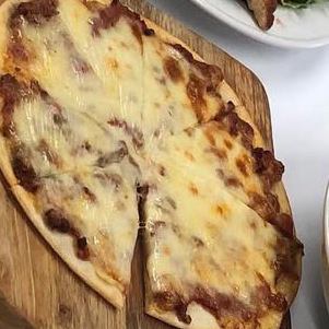 ミートソースとモッツァレラ