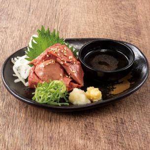 [Low-temperature cooking] Domestic chicken liver sashimi