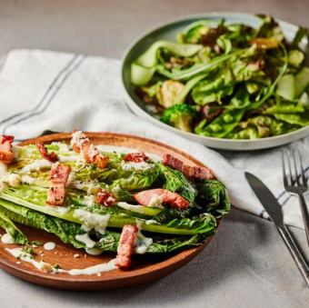 グリルロメインレタスのホットサラダ