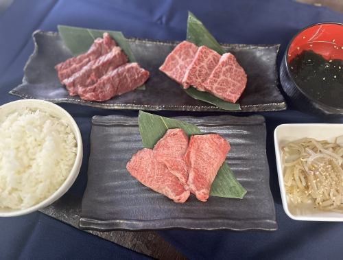 ランチも営業！！