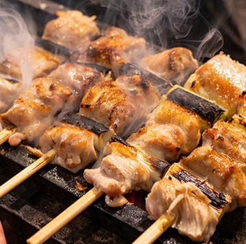 炭火焼き鳥1本165円～