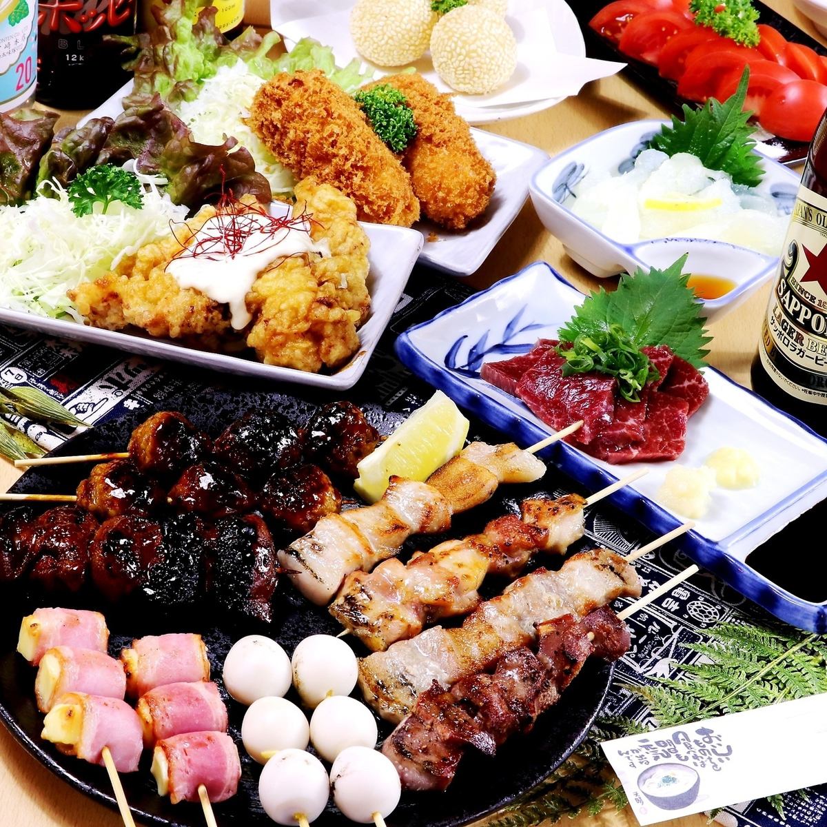 There are 110 types of all-you-can-eat and drink, including charcoal-grilled skewers, yakitori, and horsemeat sashimi.