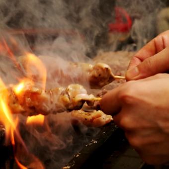 【無限期套餐】每天限定2組★烤串、馬肉生魚片等吃喝無限 週日～週四 4,500日元