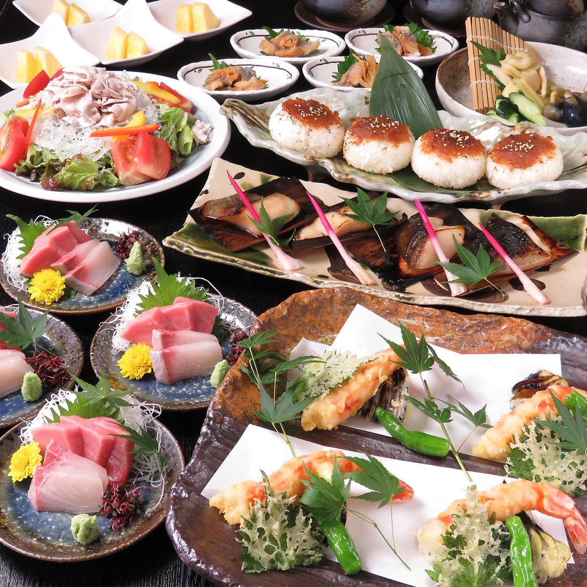 How about delicious food and sake at "Kimama" tonight?4 minutes walk from Matsumoto station.