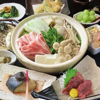 【包含2小时畅饮】尽情享用本店引以为傲的时令菜肴♪ 共9道菜，7500日元（含税）
