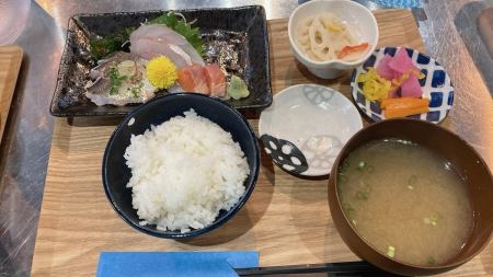 日替わり刺身定食