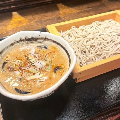 濃厚胡麻ダレ香る「鴨肉入タンタンつけめん」