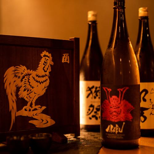 【銘酒をラインナップ】地鶏料理と相性抜群！多彩な日本酒・焼酎と共に、上質な味わいに酔いしれるひと時