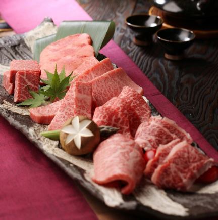 【TAKUROUの肉盛りコース】当店人気No.1！牛肉の塊肉、厚切り牛タン、ホルモン他≪8品≫8,000円