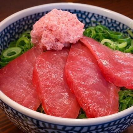 コスパが自慢の百圓寿司◆本マグロもお得に楽しめます！