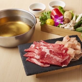 【ランチ11:00～16:00】当店一番人気！旨味牛肉も入った♪【牛豚鶏バラエティ食べ放題ランチ！】