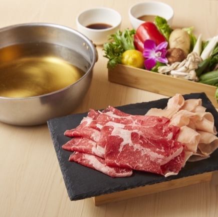 【ランチ11:00～16:00】当店一番人気！旨味牛肉も入った♪【牛豚鶏バラエティ食べ放題ランチ！】