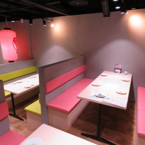テーブルは全4卓ご用意しております♪