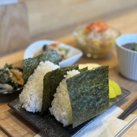 おにぎりランチ