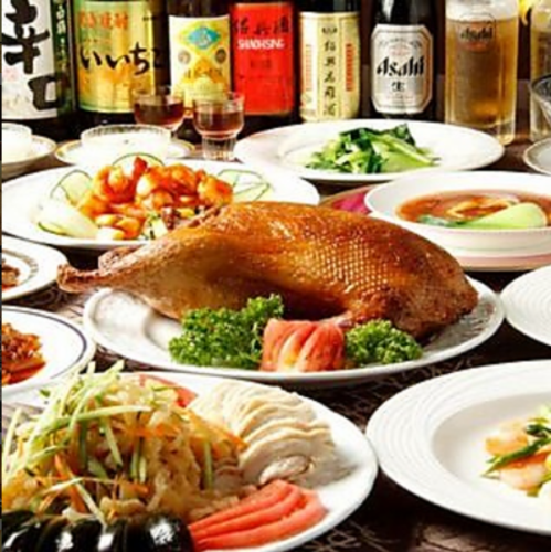 高級食材を贅沢に使用した自家製北京ダックをご用意