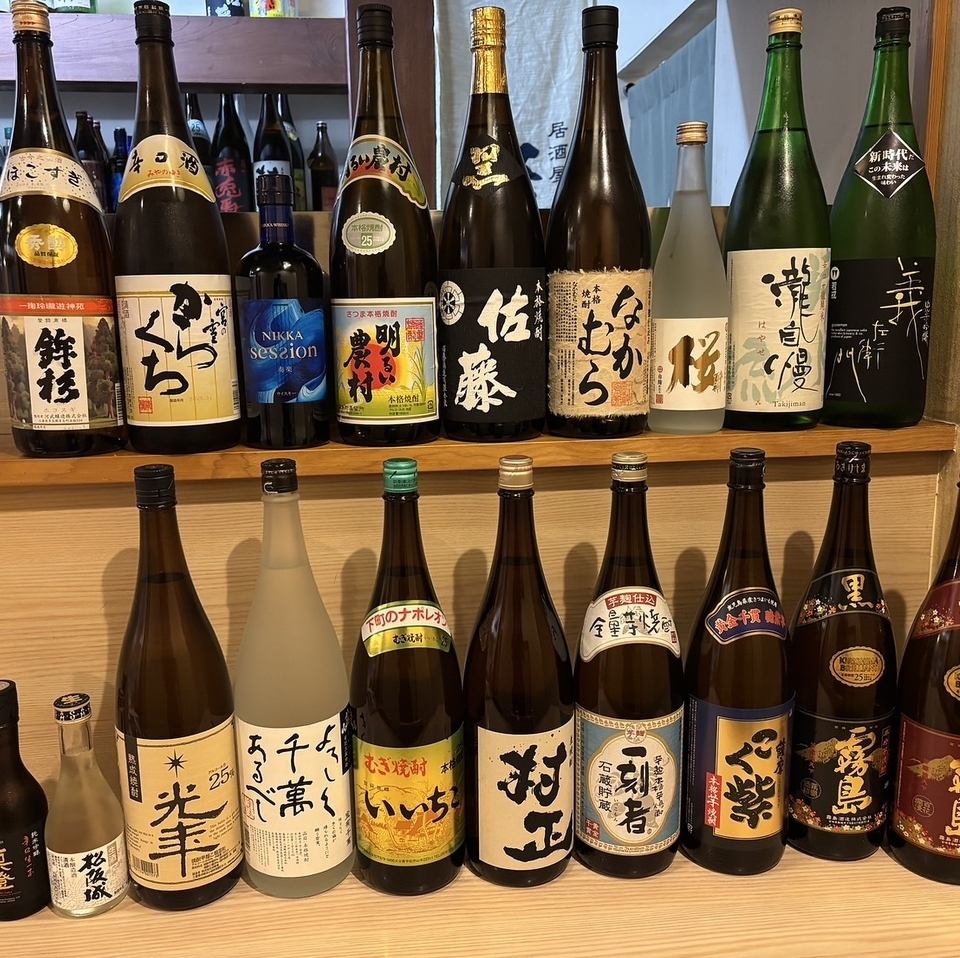 当店では、こだわりの焼酎、日本酒を豊富に取り揃えております♪