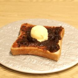 小倉トーストバニラアイス添え