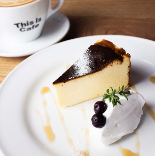 バスクチーズケーキ