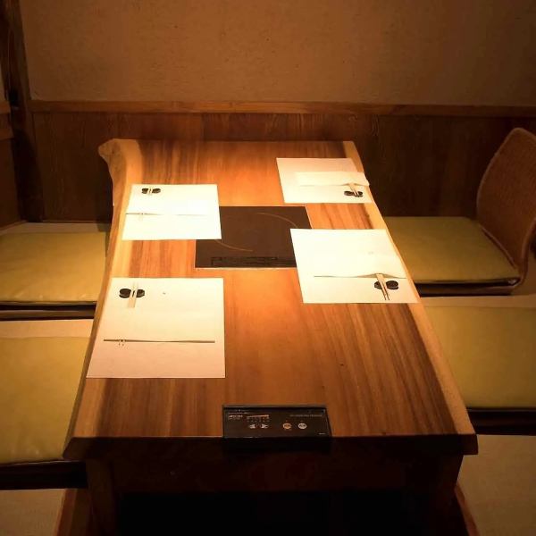 There are many tables, private rooms, and sunken kotatsu seats that can be used by a small number of people.You will be soothed by the appearance of an elegant old private house.It is recommended for various occasions such as entertainment, banquets, drinking parties, and girls' night out.