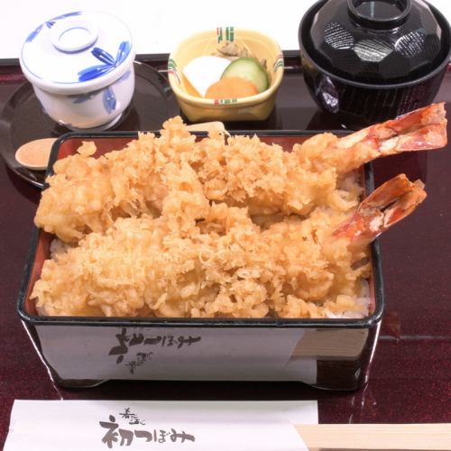 Large shrimp tempura 2200 yen (tax included)