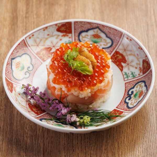 【五感で愉しむ創作海鮮】イクラやウニも贅沢に使った、優美で遊び心溢れる和創作。