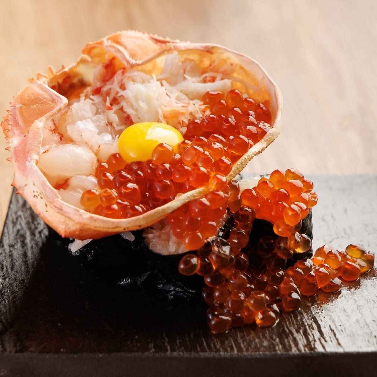 名店大将の寿司・海鮮を日常価格で。赤坂"鮨箕輪"の姉妹店。