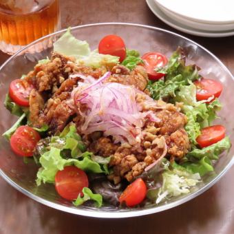 豚肉の唐揚げサラダ
