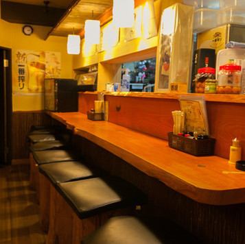 《Welcome from one person》 There are 6 seats at the counter ◎Perfect place to enjoy a quick drink after work or a final drink before going home◎There are plenty of menus that even one person can enjoy! Delicious chicken dishes and sake If you want to drink, please come to our store ◎