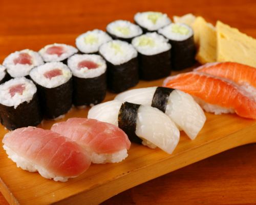 Tuna / Squid / Hamachi / Scallop / Thick roasted egg / Octopus / Salmon / Salmon roe / Negitoro / Egg