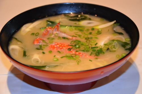 蟹味mis湯/裙帶菜豆腐味o湯/米飯套餐（配新香和味o湯）