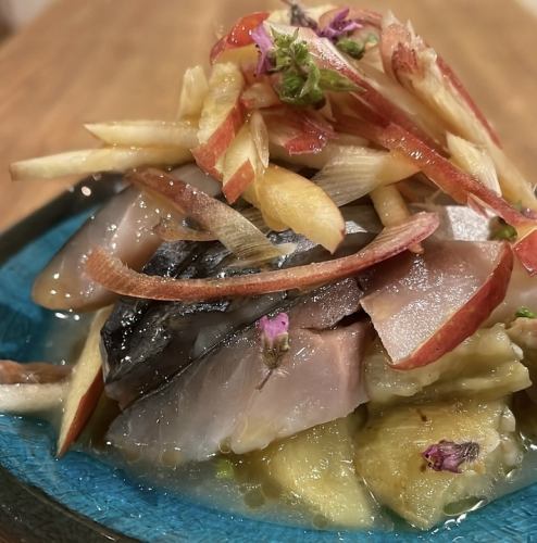 焼きなすとしめ鯖のタルタル