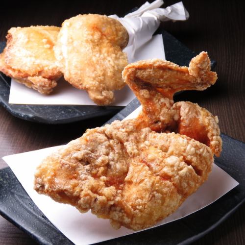 Fried chicken specialty, fried from young bird's side and fried from young bird's thigh