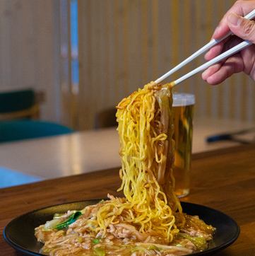 自家製オイスターソースあんかけ焼きそば