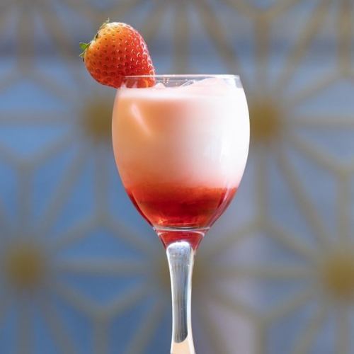 [Our specialty original sour] Strawberry milk for adults