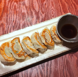 正宗煎餃（6個）