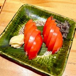 Chilled tomatoes with salted kelp