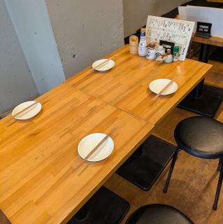 We can also flexibly accommodate groups of 5 or more.