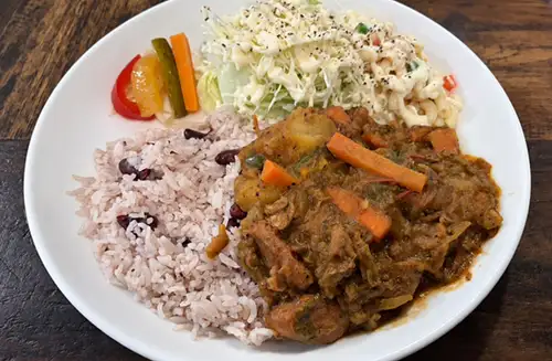 [Authentic Jamaican Home Cooking] Brown Stew Chicken