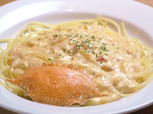 ワタリガニのトマトクリームパスタ
