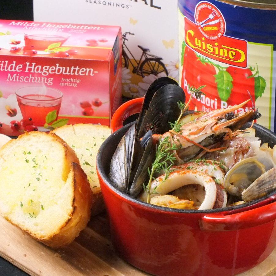 じぇい自慢のブイヤベース鍋☆カルパッチョも◎海鮮を洋風で♪