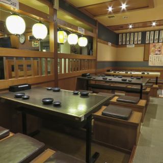 歩き疲れたときも、お仕事でお疲れのときでもゆっくりと脚を伸ばしてお寛ぎ下さい。