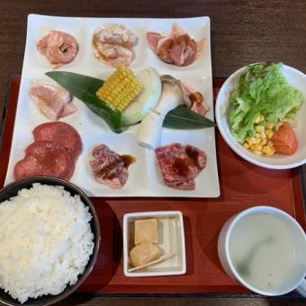 ◇名物◇【満腹ランチ】～11：30‐15:00のランチタイムでのご提供となります～