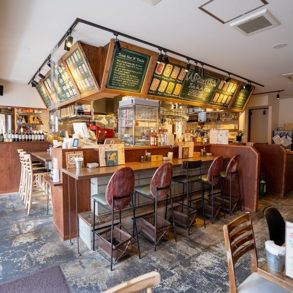 カウンター席は8席ご用意しています。お1人様にもオススメです♪【難波/なんば/イタリアン/ピッツァ/ピザ/貸切/宴会/女子会/記念日/食べ放題/飲み放題】