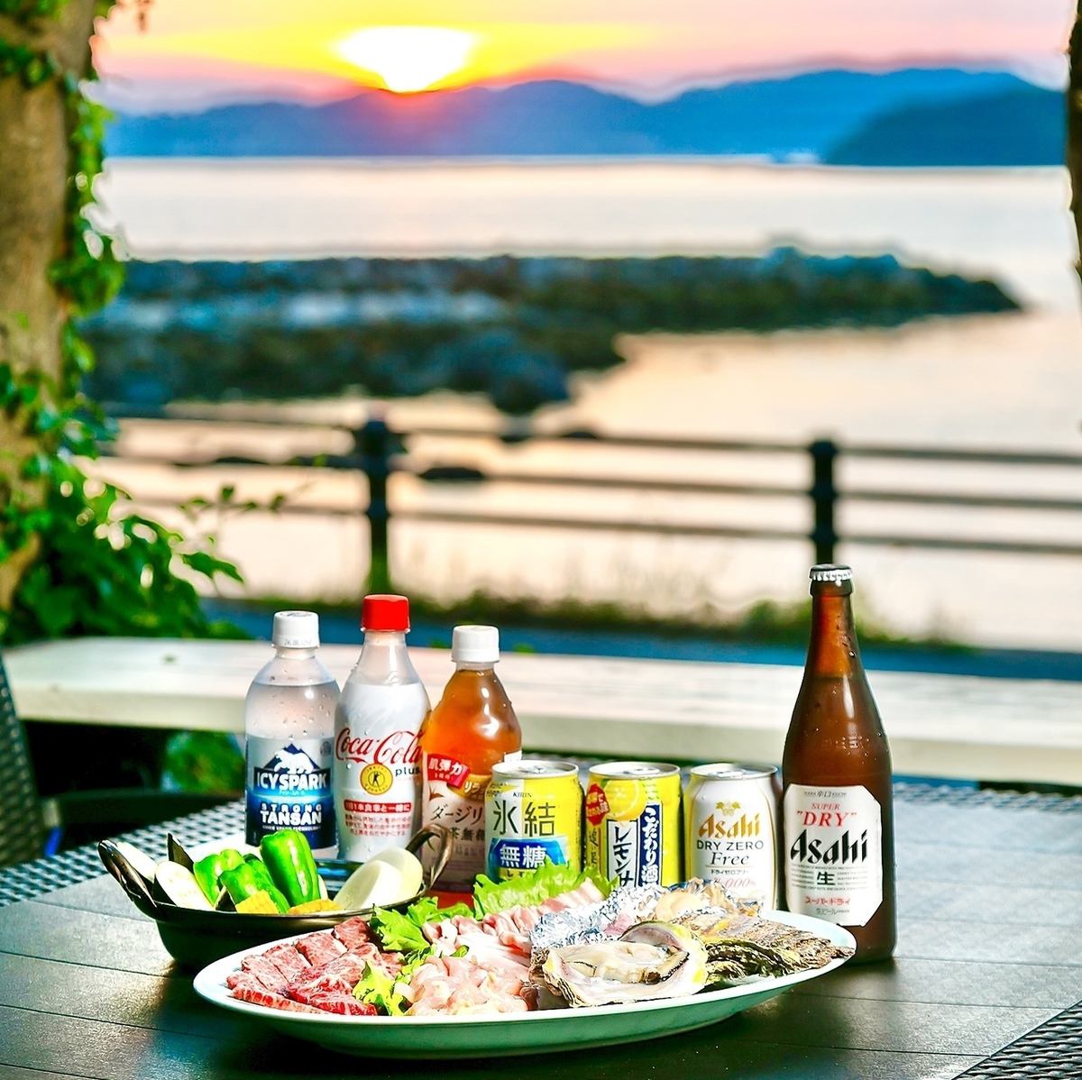 The whole family can enjoy a BBQ on the terrace while looking out at the sea.