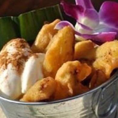 Chui Chin (fried banana with cinnamon sugar and vanilla ice cream)