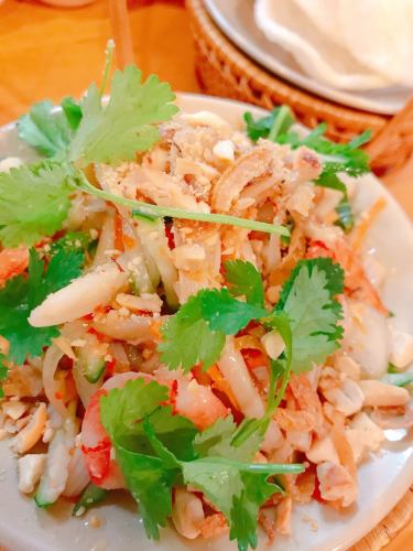 Sweet and sour lotus stem and shrimp salad