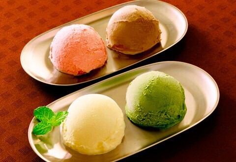 Various types of ice cream