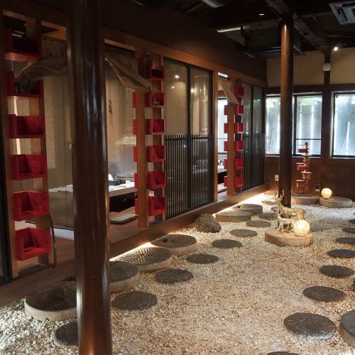 雰囲気抜群！モダンな店内