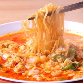 宮崎最強のB級グルメ辛麺