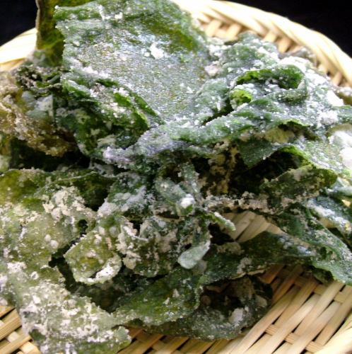 Deep-fried Naruto wakame seaweed